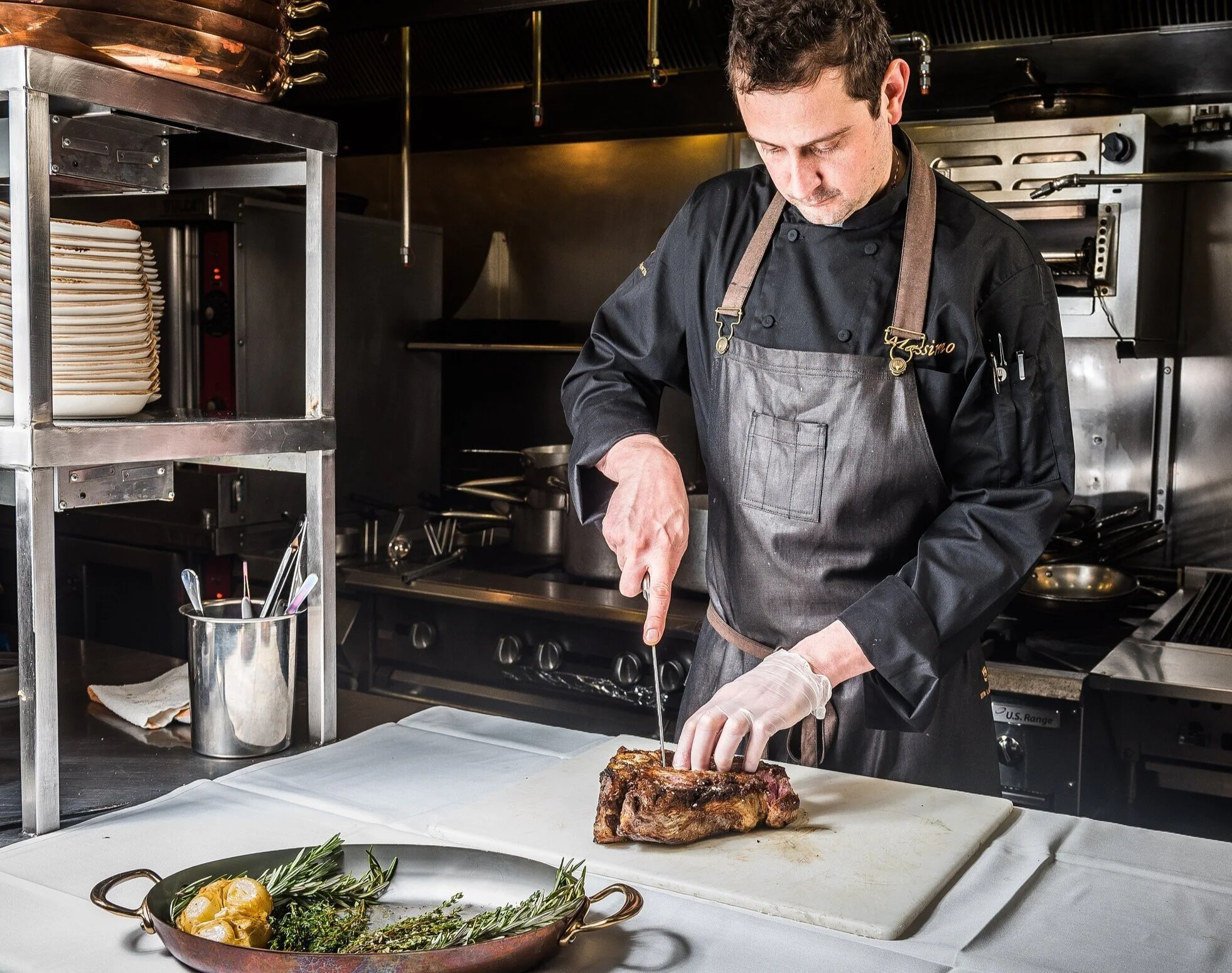 Chef Massimo Fabbri plating tagliata